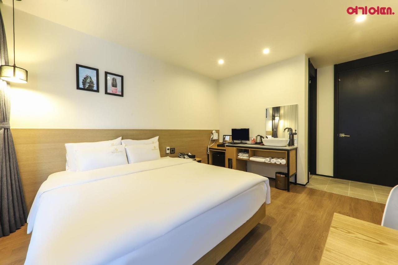 Gwanganri Hotel Oceanview Busan Exterior photo